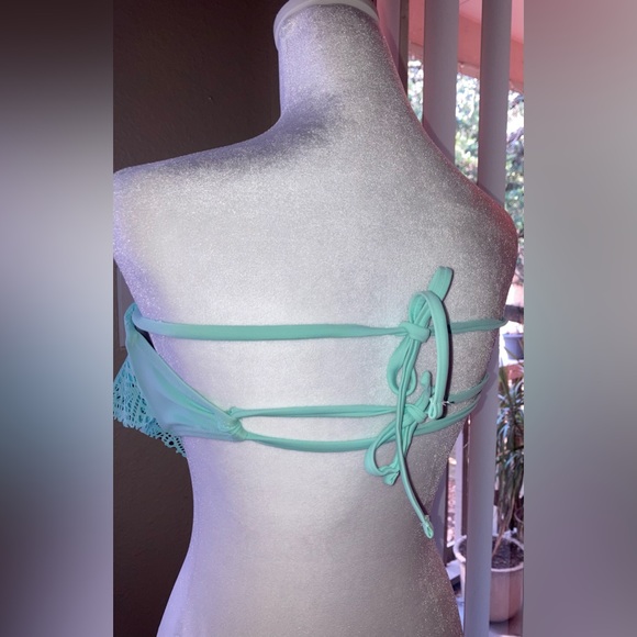 Hot Water Blue Glacier Ruffle Cutout Convertible Strap Bandue Bikini Top S EUC - Picture 5 of 16